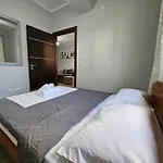 3-Leo\'S Apartments