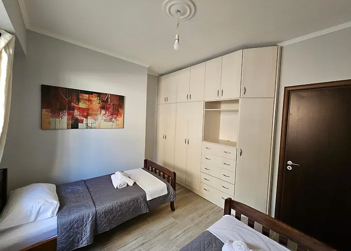 3-Leo\'S Apartments